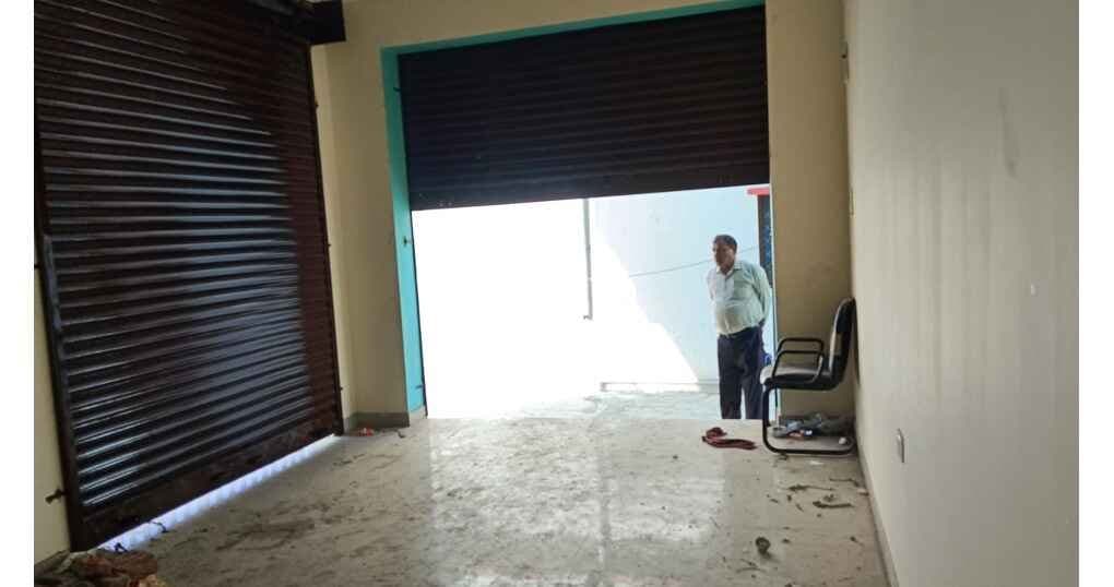 Shop 286 SqFt For Rent Near RK Tent House Rd — thumbnail 5
