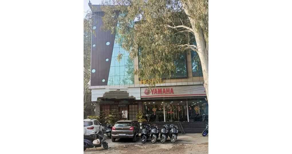 3000 SQFT Hall For Rent Near Sushila Tiwari Hospital — thumbnail 3